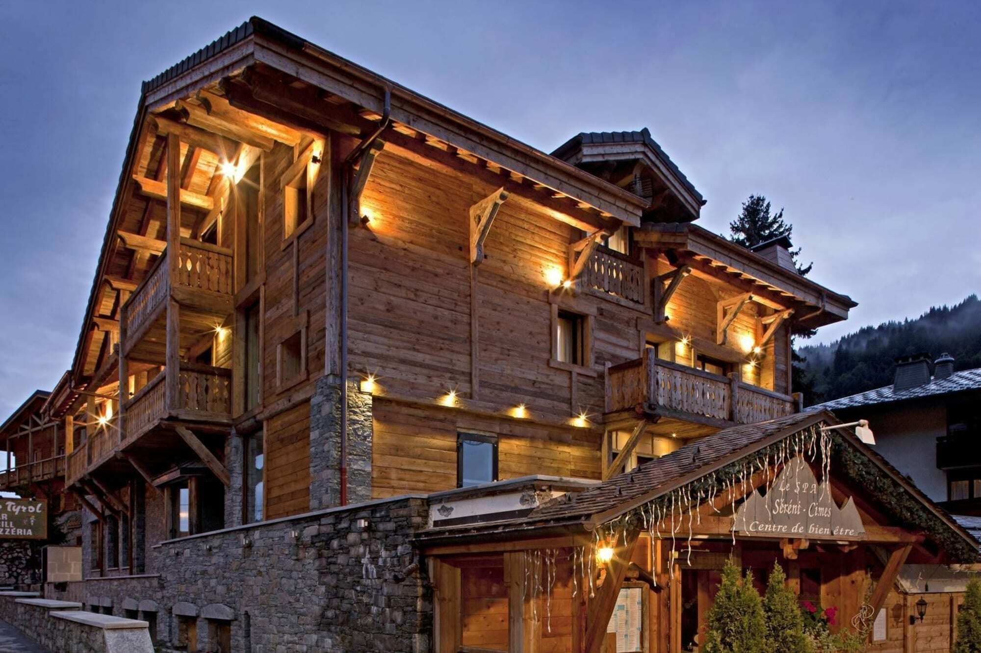 Chalet-Hotel La Marmotte, La Tapiaz & Spa, The Originals Relais レ・ジェ エクステリア 写真